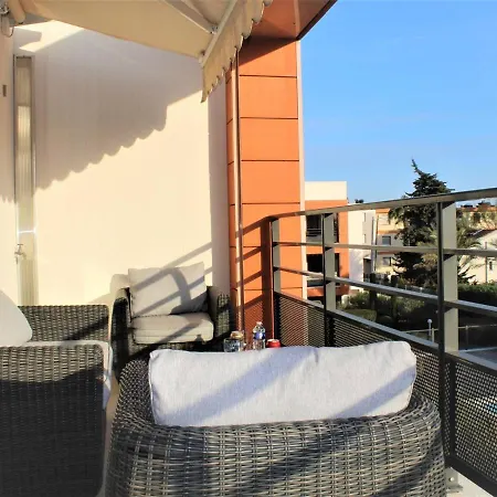 Climatise 3p, Piscine, Terrasse Sud, Parking Prive, Proche Et Gare - Fr-1-252a-70 Villeneuve-Loubet
