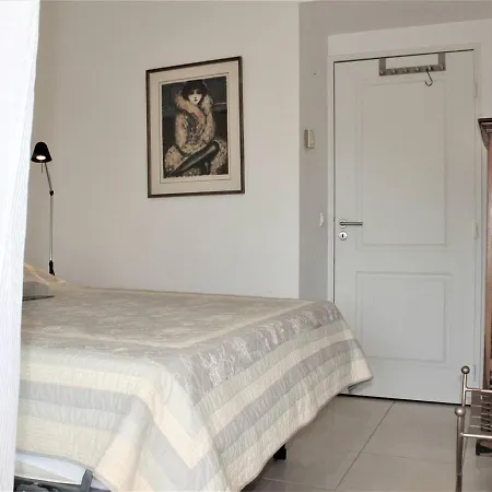 Climatise 3p, Piscine, Terrasse Sud, Parking Prive, Proche Et Gare - Fr-1-252a-70 Apartment *